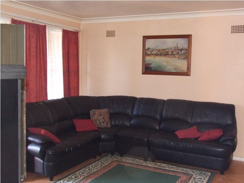 57  Mariana Crescent, Lethbridge Park NSW 2770