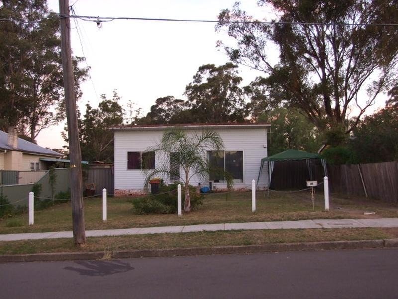 88 Eton Road, Cambridge Park NSW 2747