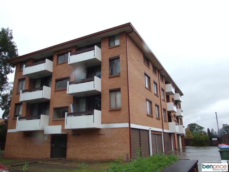 2/30 Putland Street, St Marys NSW 2760