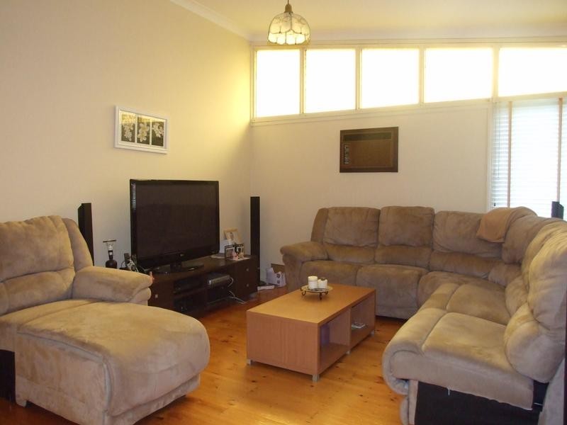 18 Bindaree Street, Hebersham NSW 2770