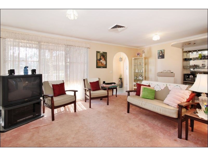 122 McFarlane Drive, Minchinbury NSW 2770