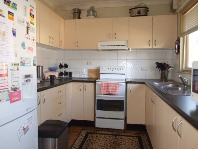 42 Erebus Crescent, Tregear NSW 2770