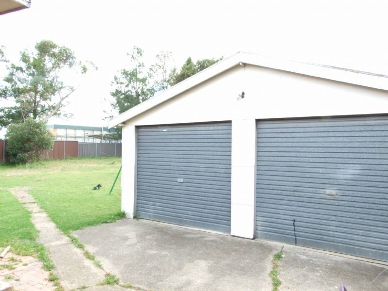 4 Tora Place, Dharruk NSW 2770