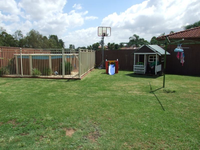 18 Burgundy Place, Minchinbury NSW 2770