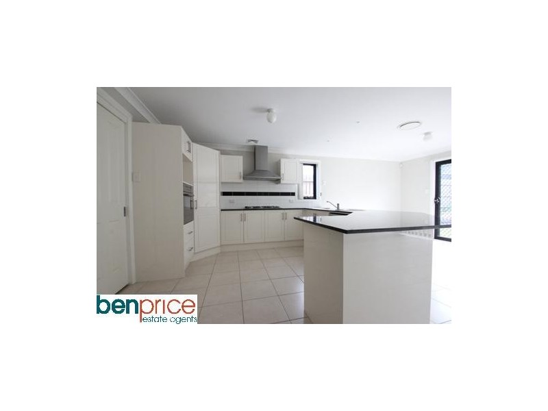 27 Central Park Drive, Claremont Meadows NSW 2747