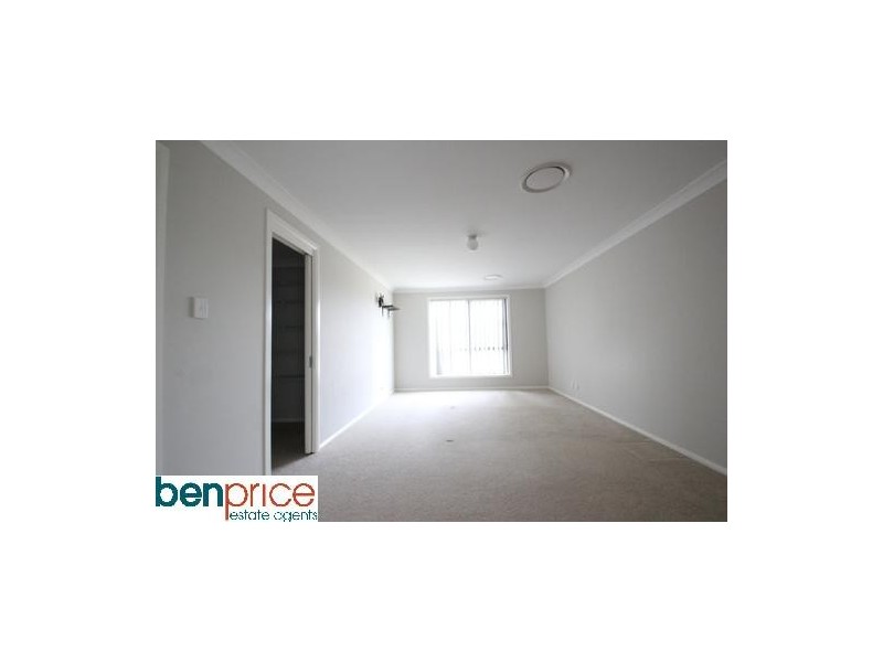 27 Central Park Drive, Claremont Meadows NSW 2747