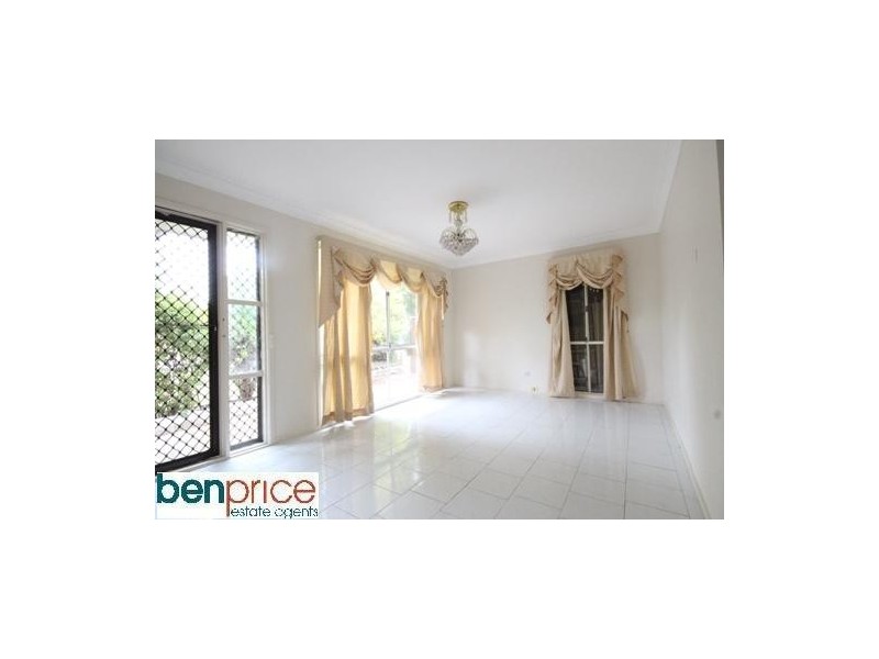 27 Odelia Crescent, Plumpton NSW 2761