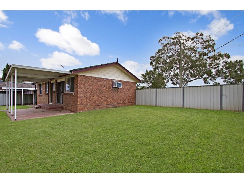 43 Eloura Street, Dharruk NSW 2770