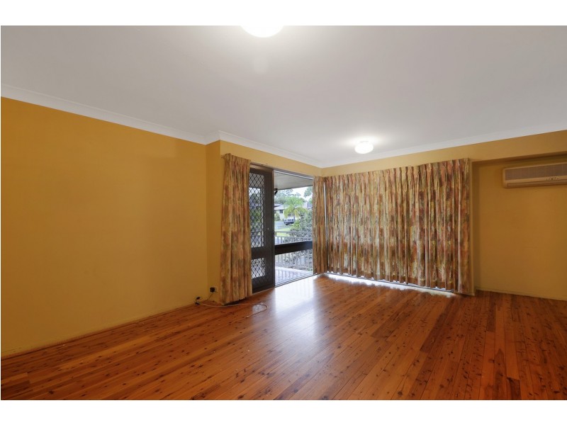 6 Brigalow Ave, Camden South NSW 2570