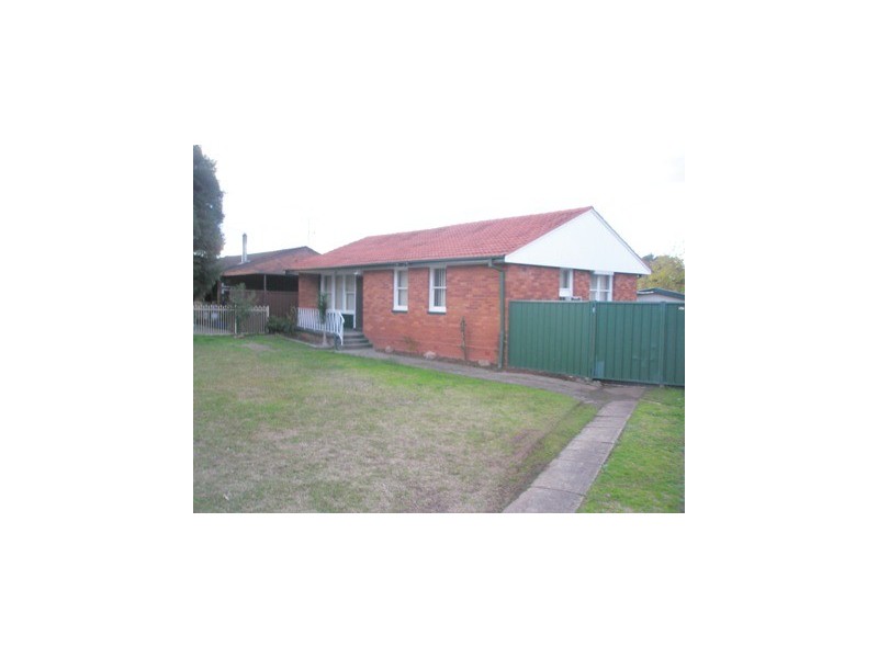 57 Mariana Cres, Lethbridge Park NSW 2770