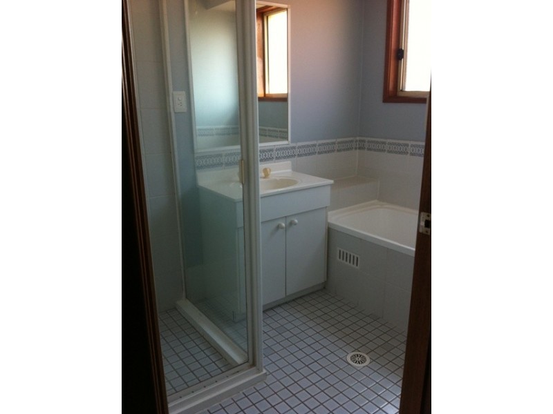 2 Brunswick Close, Colyton NSW 2760