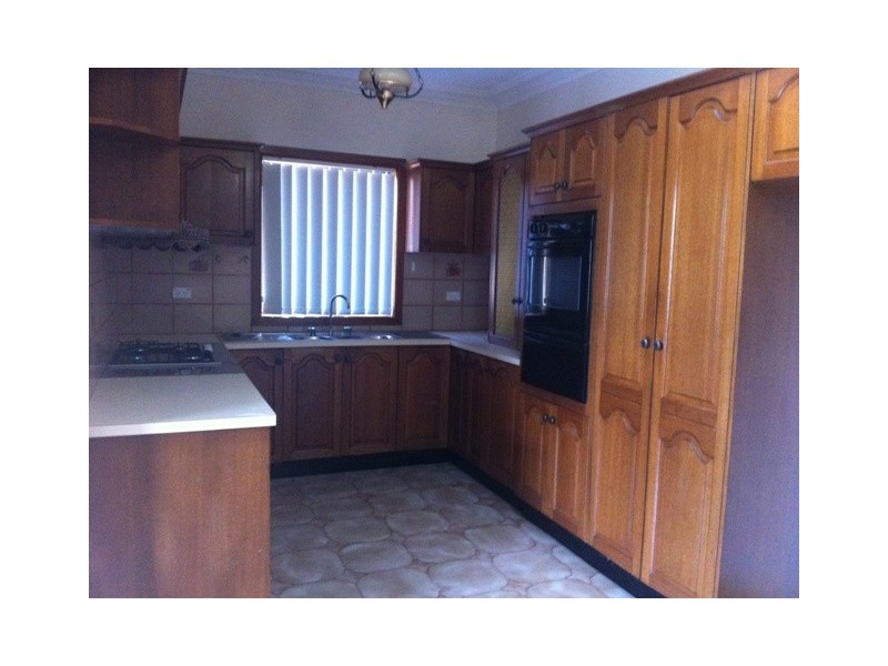 229 Beames Ave, Mount Druitt NSW 2770