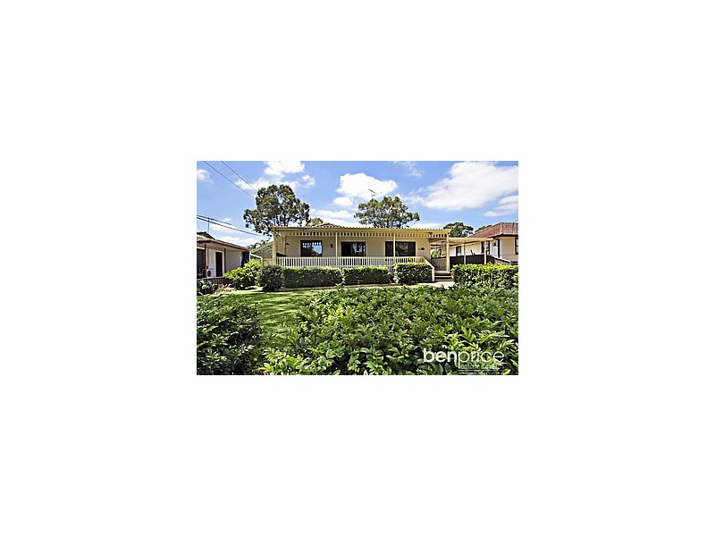 9 Tahiti Ave, Lethbridge Park NSW 2770