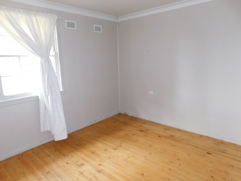 22 Luzon Ave, Lethbridge Park NSW 2770