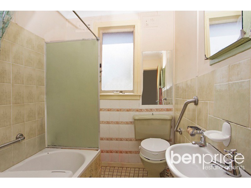 1 Bramble Place, Whalan NSW 2770