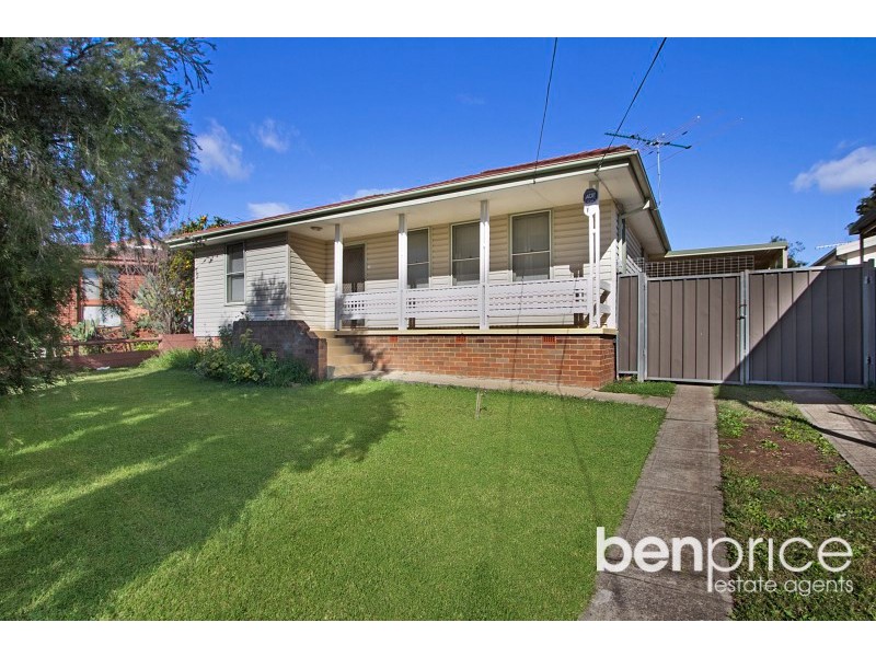 6 Hering Crescent, Emerton NSW 2770