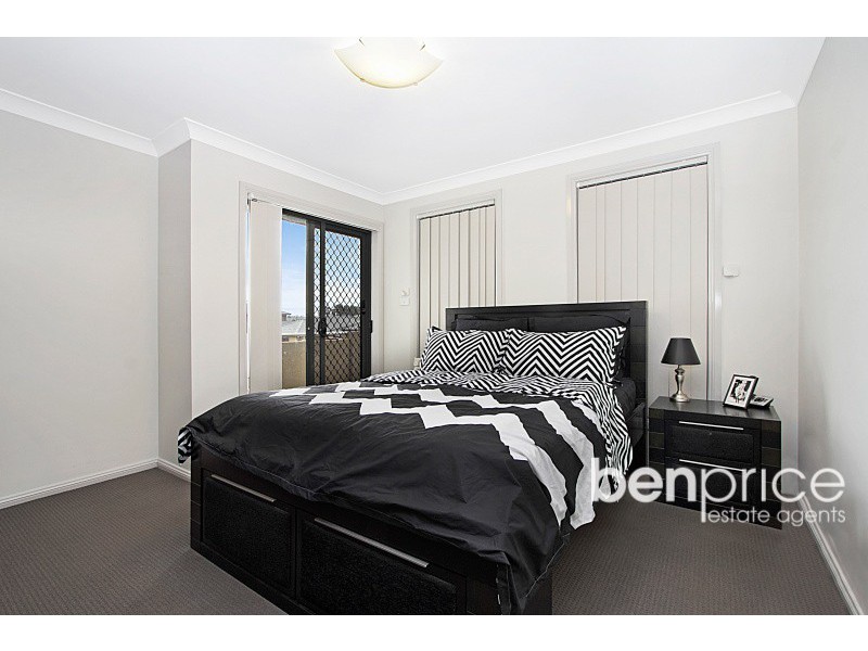 20 Mackay Cct, Ropes Crossing NSW 2760