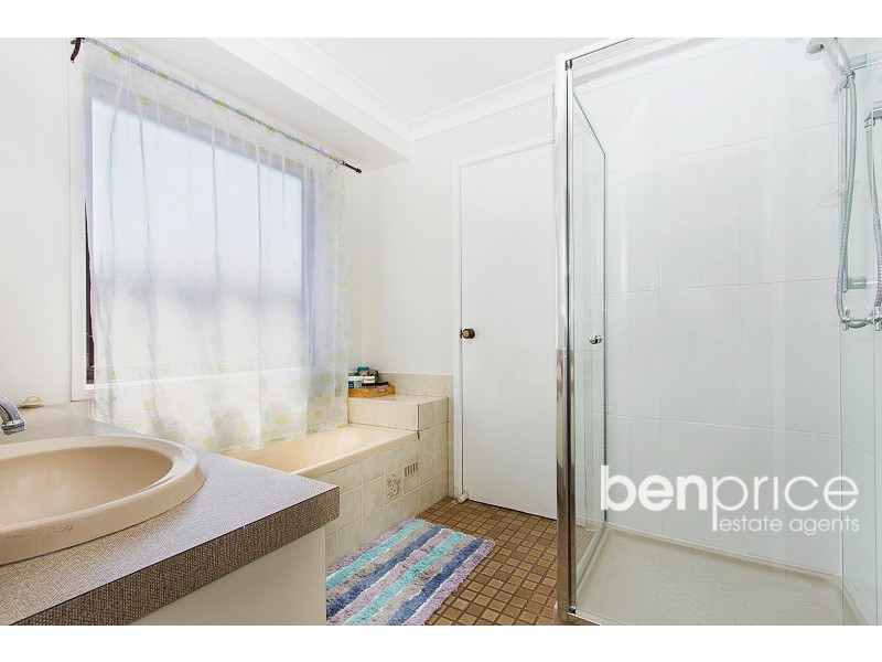 27 Darrell Pl, Oakhurst NSW 2761