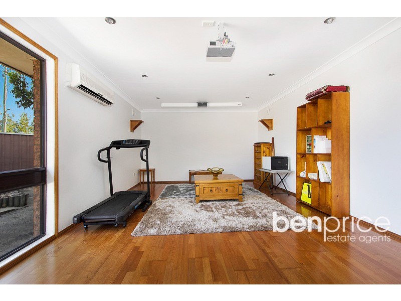 27 Darrell Pl, Oakhurst NSW 2761