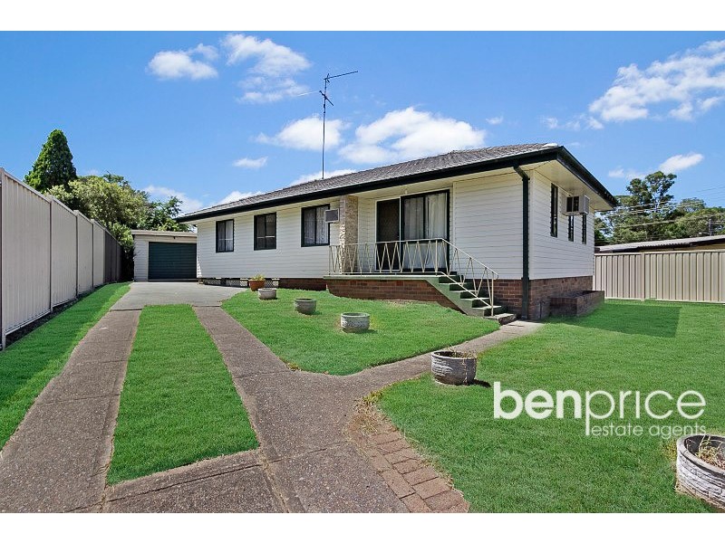 13 Norvegia Ave, Tregear NSW 2770