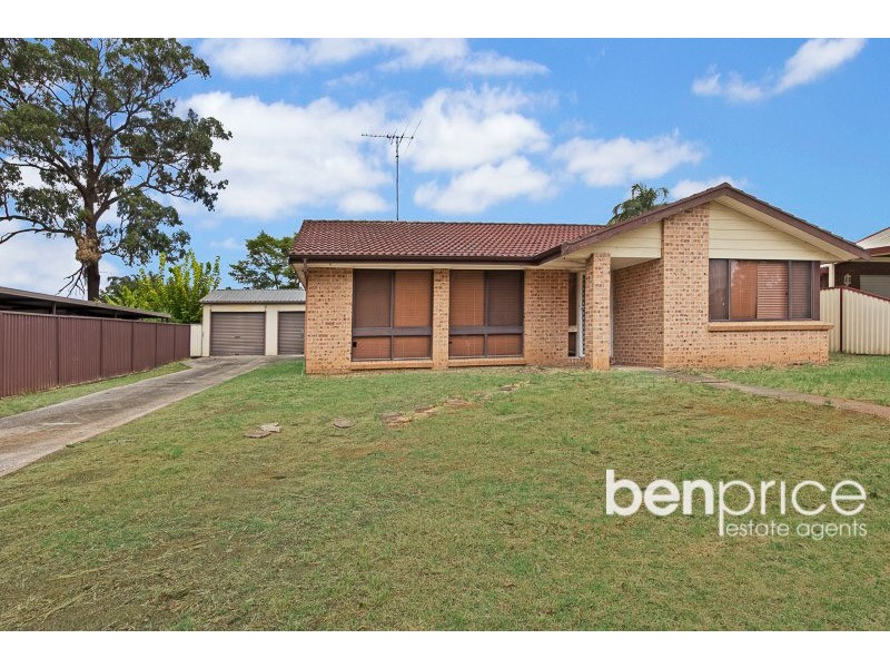 103 Explorers Way, St Clair NSW 2759