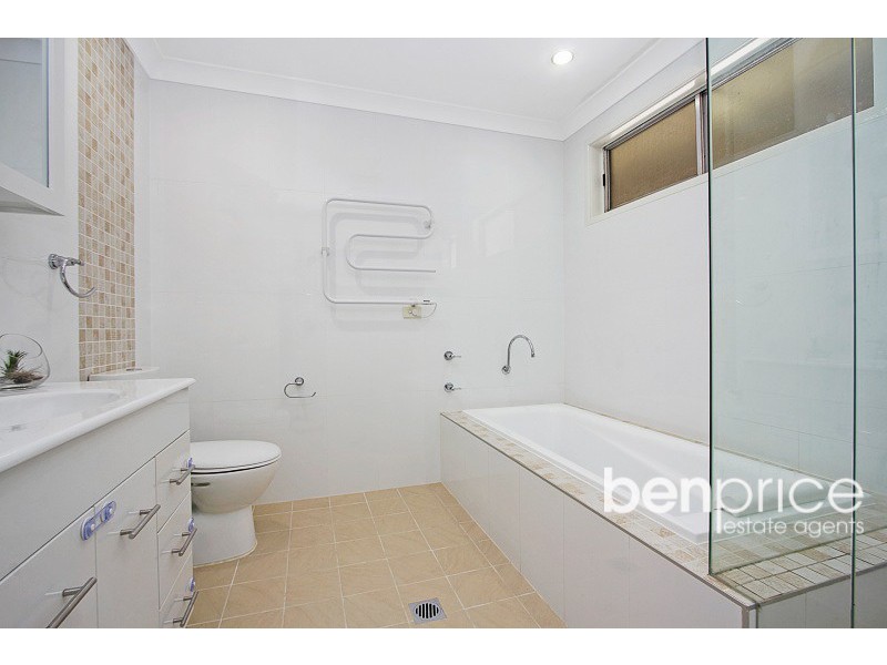 25 Eton Rd, Cambridge Park NSW 2747