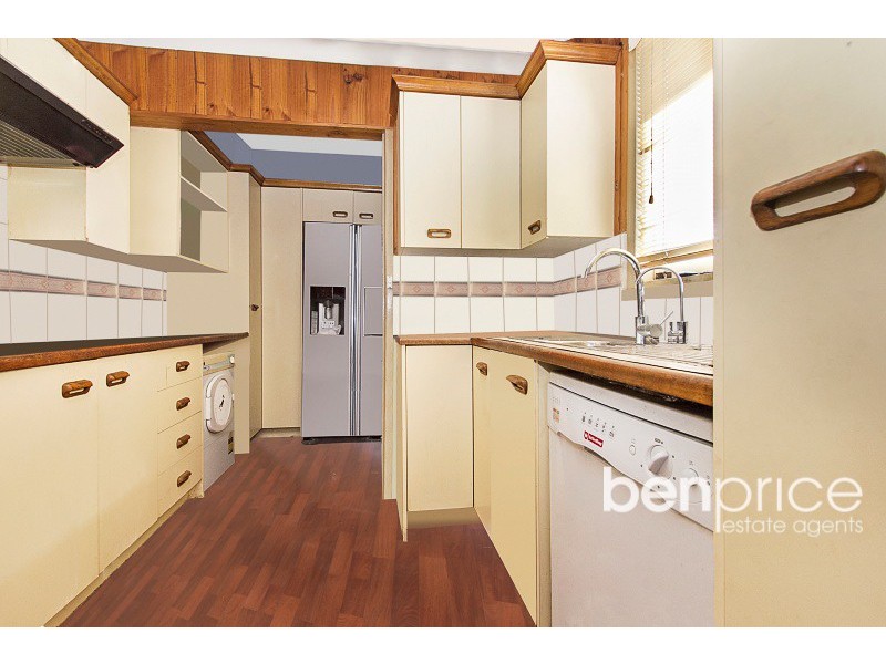 16 Stevenage Rd, Hebersham NSW 2770