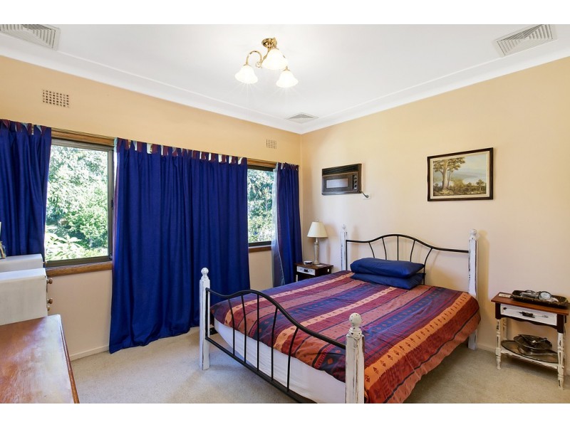 9 Thompson Avenue, St Marys NSW 2760