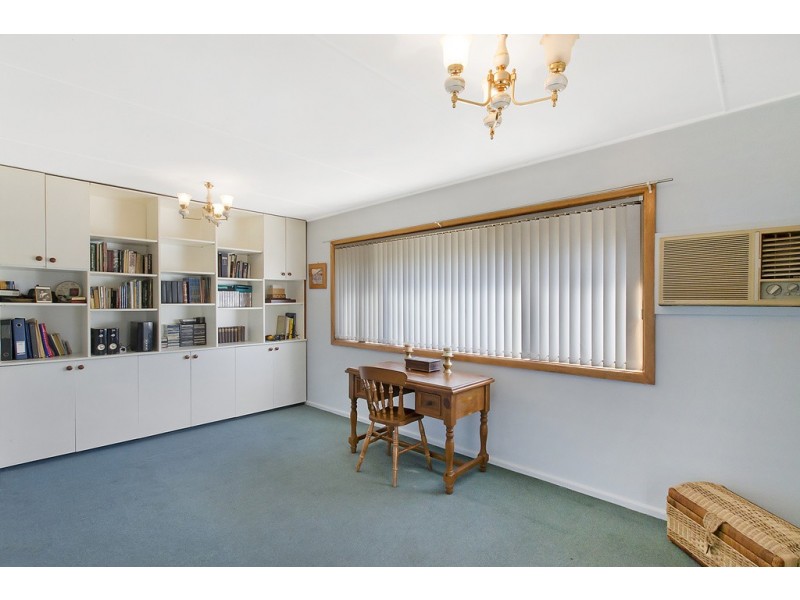 9 Thompson Avenue, St Marys NSW 2760