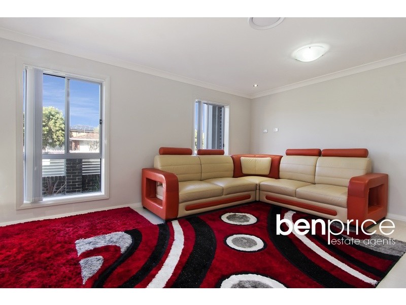 2 Blenheim Ave, Rooty Hill NSW 2766