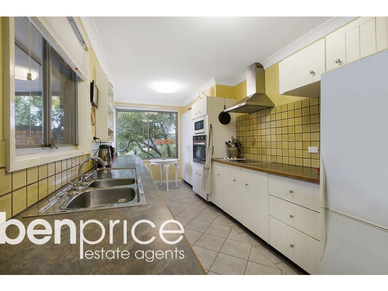 7 Franklin Crescent, Colyton NSW 2760