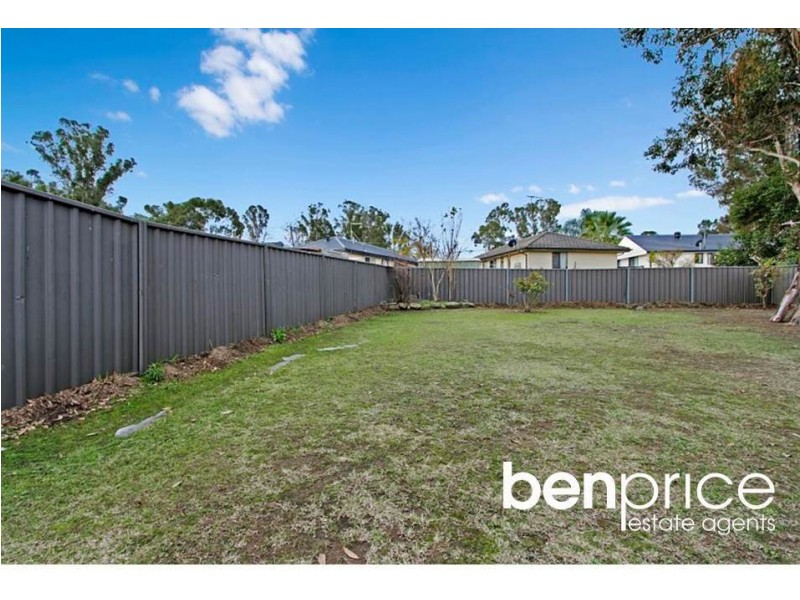 14 Torres Cres, Whalan NSW 2770