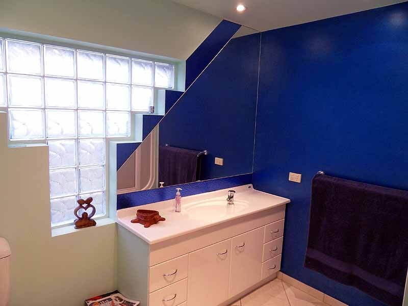 33 Booth Avenue, Tannum Sands QLD 4680