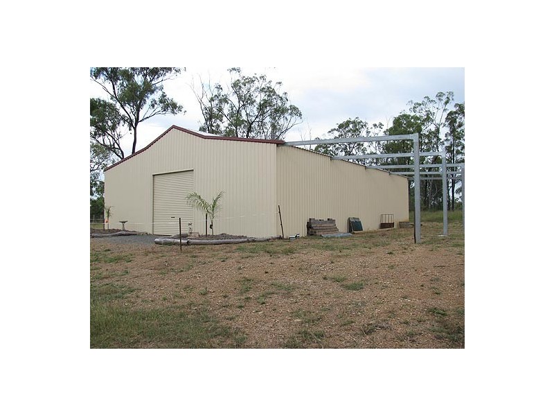 25 Gostevsky Road, Mount Larcom QLD 4695