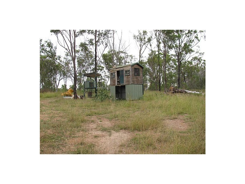 25 Gostevsky Road, Mount Larcom QLD 4695