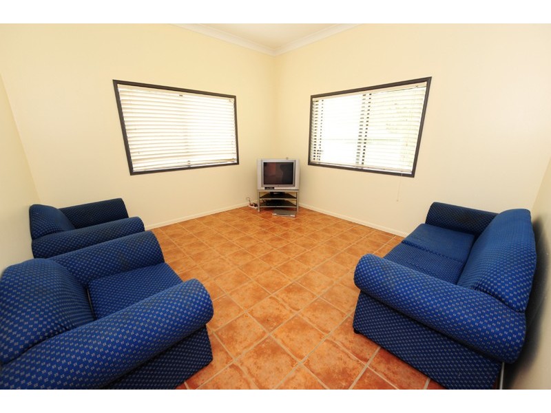 10 Yacht Road, Tannum Sands QLD 4680