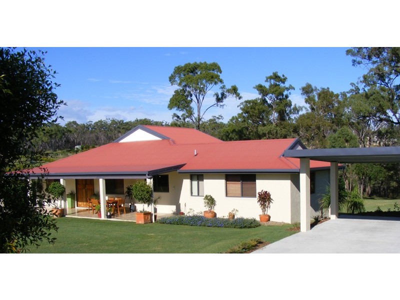 10 Yacht Road, Tannum Sands QLD 4680