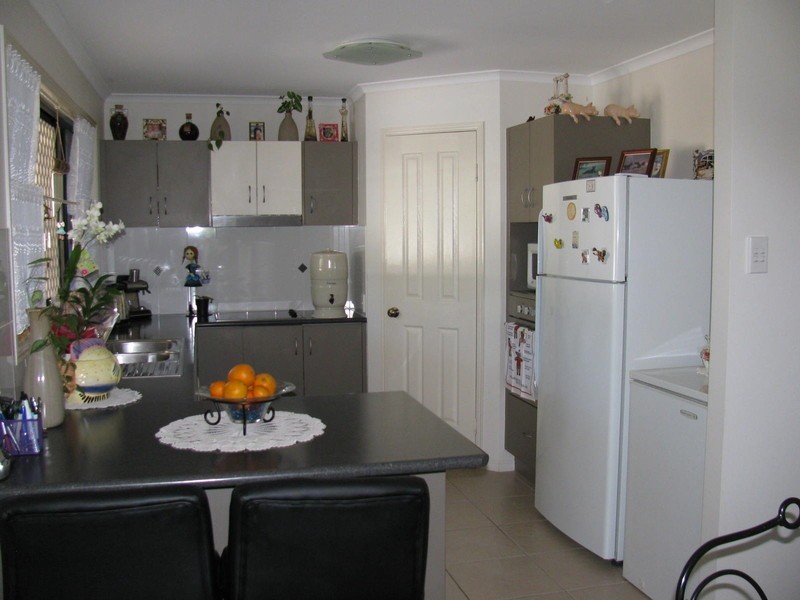 1929 Gladstone-Mt Larcom Road, Mount Larcom QLD 4695