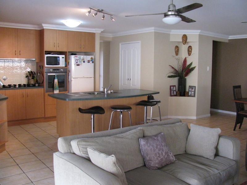 8 Harlequin Court, Calliope QLD 4680