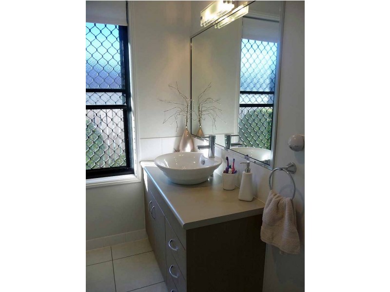 32 Reinaerhoff Crescent, Gladstone QLD 4680