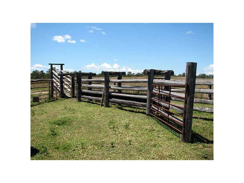 3316 Dawson Highway, Wooderson QLD 4680