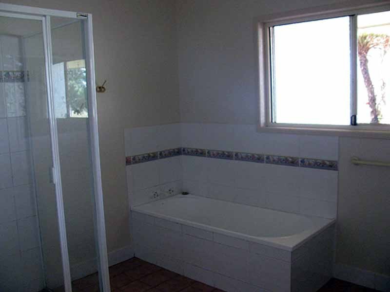 44210 Bruce Highway, Miriam Vale QLD 4677