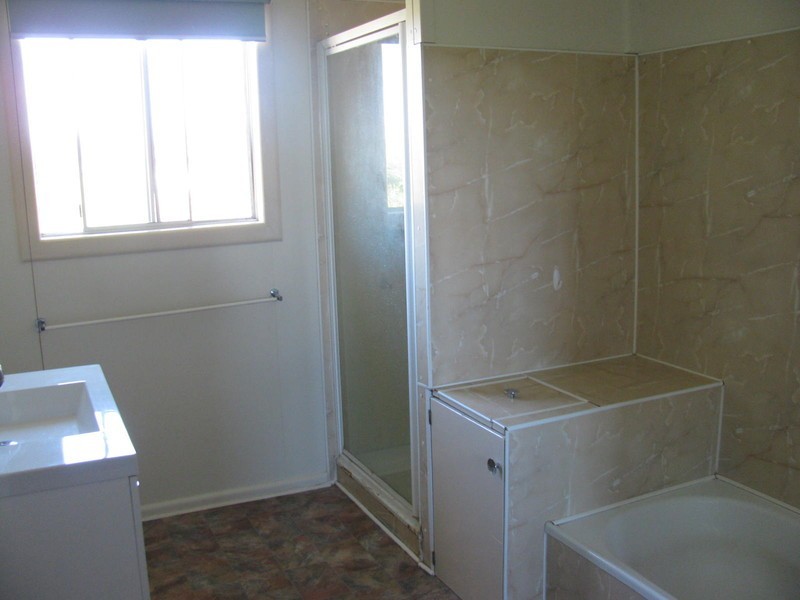 15 Katherine Road, Calliope QLD 4680