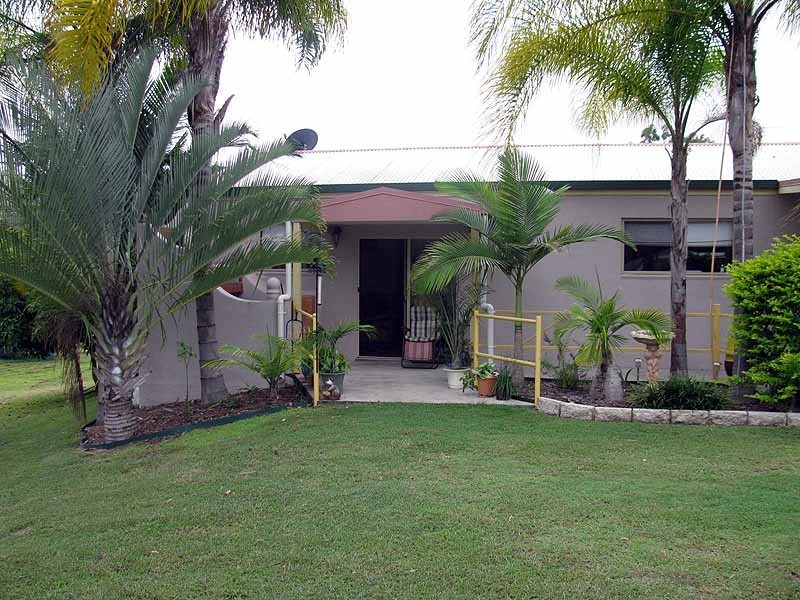 17 Milton Street, Nagoorin QLD 4680