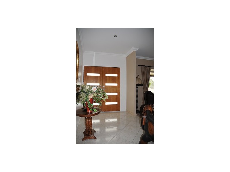 6 Jim Whyte Way, Beecher QLD 4680