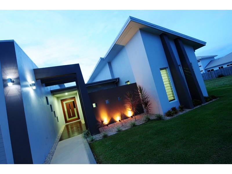 26 Riverside Drive, Tannum Sands QLD 4680