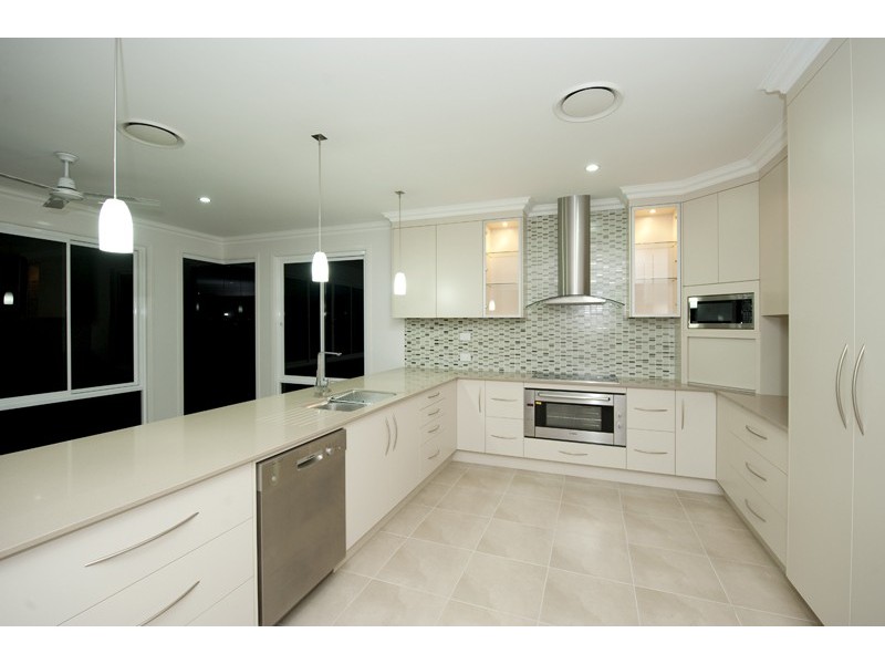 26 Riverside Drive, Tannum Sands QLD 4680