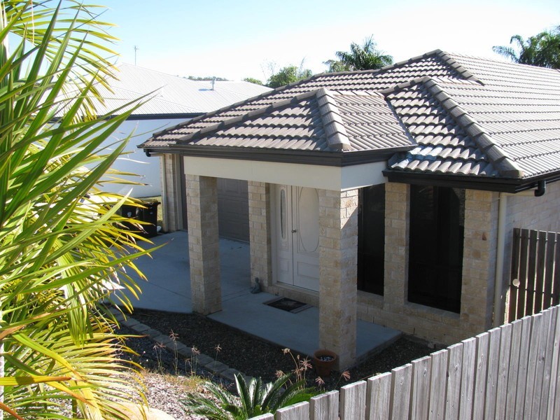 10 Richard Street, Boyne Island QLD 4680