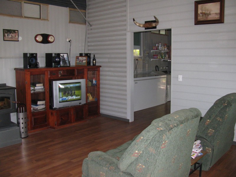 14 Wright Road, Calliope QLD 4680