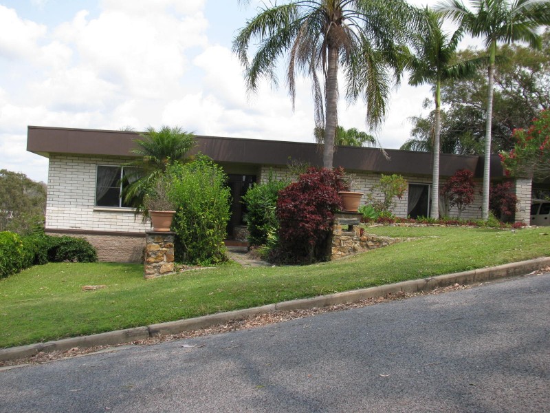 4 Bembooka Close, Glen Eden QLD 4680